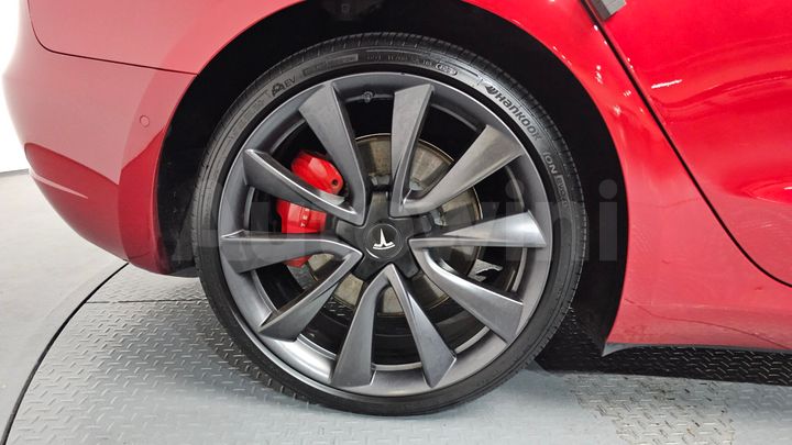 Tesla Model 3 2020 — 5
