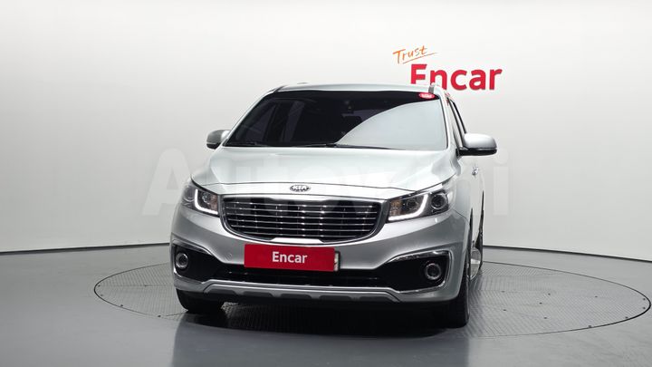 Kia Carnival 2015 — 3