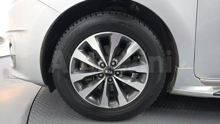 Kia Carnival 2015 — 5
