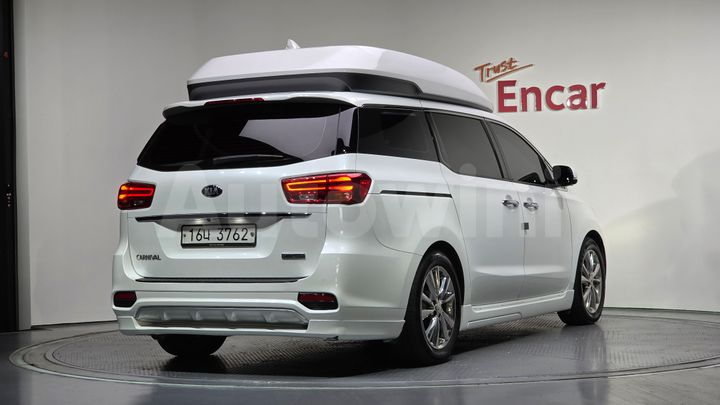 Kia Carnival 2019 — 3