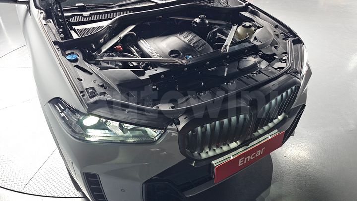 BMW X5 2026 — 5