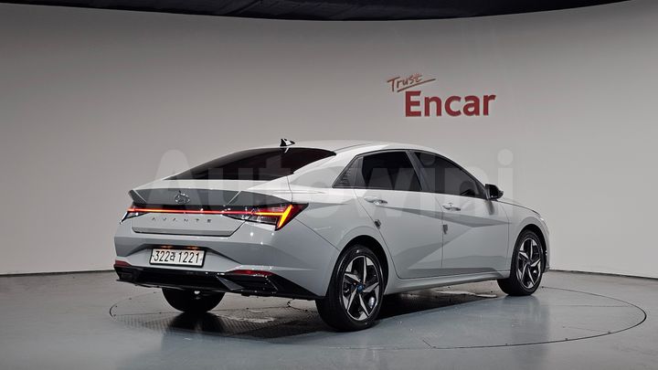 Hyundai Avante 2021 — 2