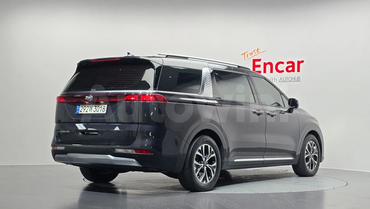 Kia Carnival 2021 — 2