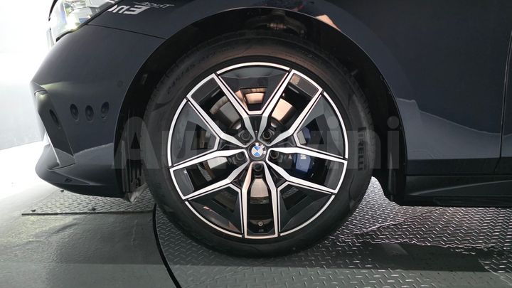 BMW 5 Series 2025 — 5