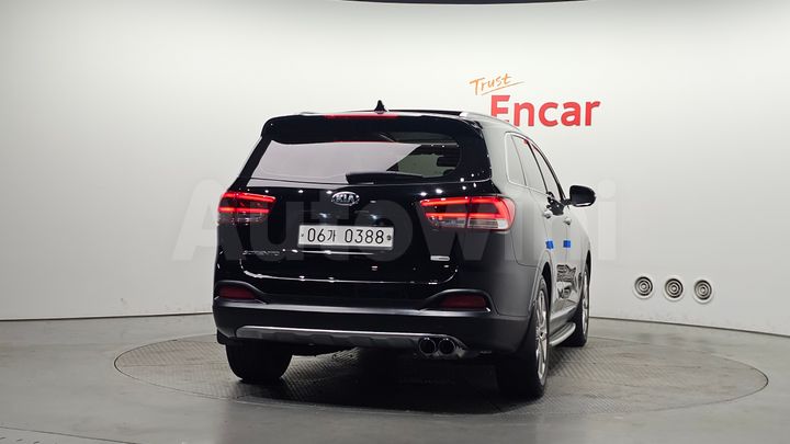 Kia Sorento 2016 — 4