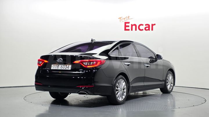 Hyundai Sonata 2015 — 2