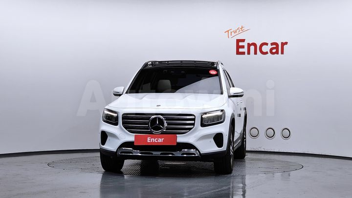 Mercedes-Benz GLB Class 2024 — 3