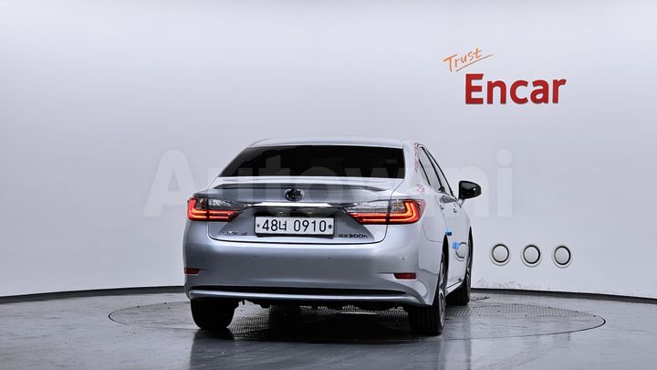 Lexus ES 2016 — 4