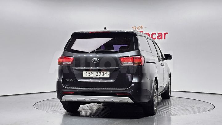 Kia Carnival 2016 — 4