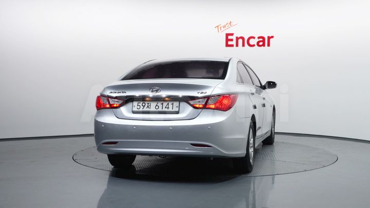 Hyundai Sonata 2011 — 4