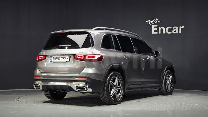 Mercedes-Benz GLB Class 2022 — 2