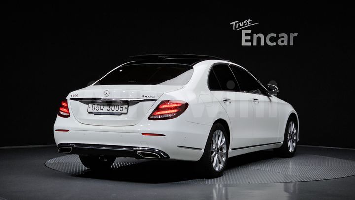 Mercedes-Benz E Class 2019 — 2