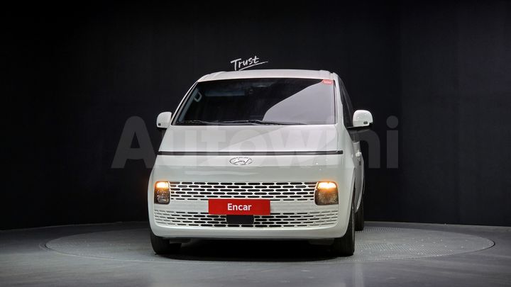 Hyundai Staria 2022 — 3