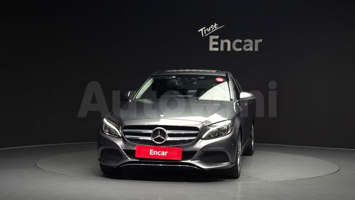 Mercedes Benz C Class 2017 — 3