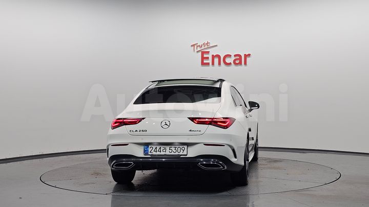 Mercedes Benz CLA Class 2021 — 3