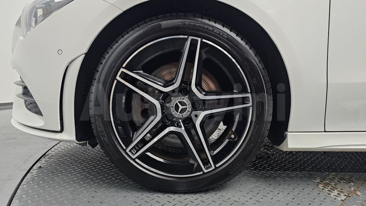 Mercedes Benz CLA Class 2021 — 4