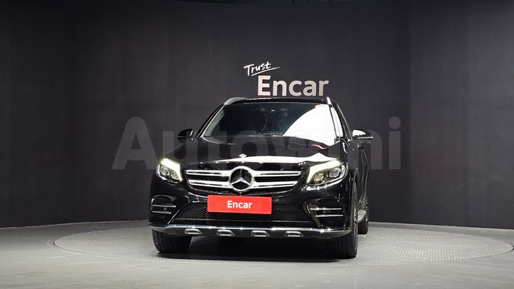 Mercedes Benz GLC Class 2019 — 3