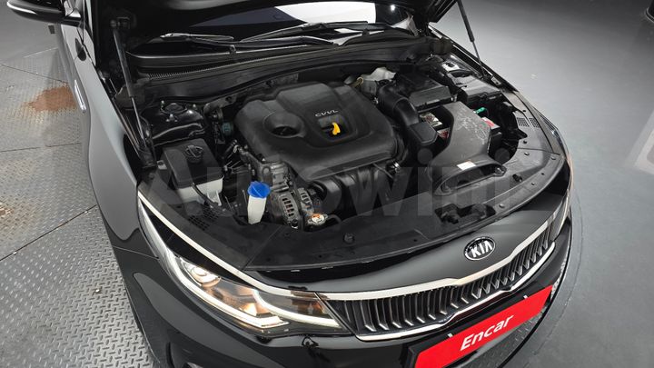 Kia K5 2020 — 5