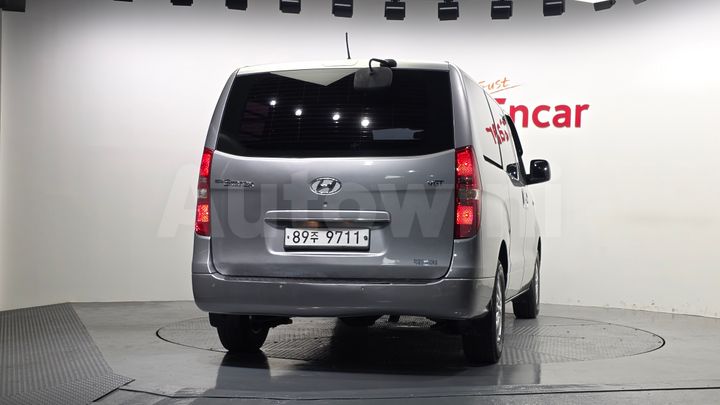 Hyundai Starex 2016 — 4