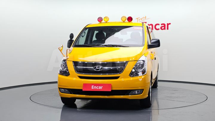 Hyundai Starex 2012 — 2