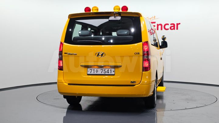 Hyundai Starex 2012 — 3