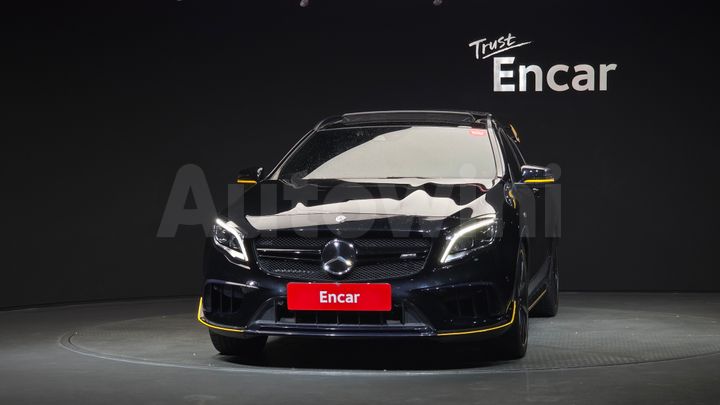Mercedes Benz GLA Class 2018 — 3