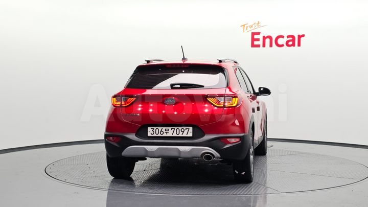 Kia Stonic 2018 — 3