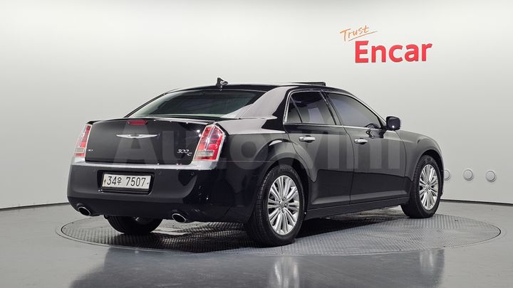 Chrysler 300C 2014 — 2