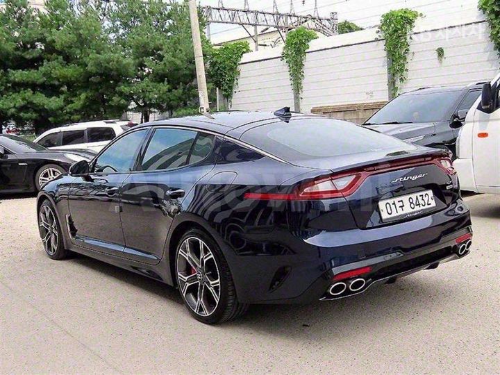 Kia Stinger 2018 — 3