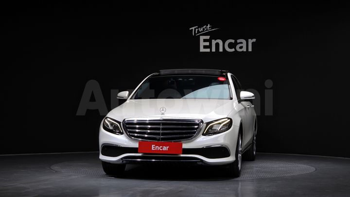 Mercedes-Benz E Class 2017 — 3