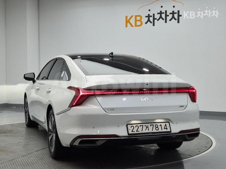 Kia K8 2023 — 2