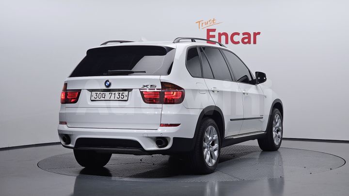 BMW X5 2012 — 2