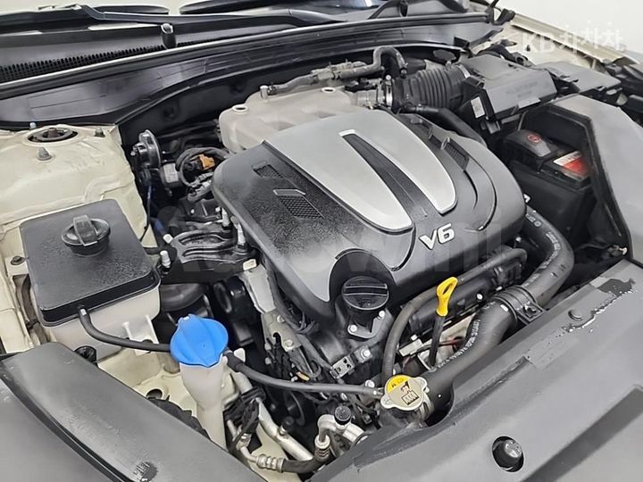 Kia K7 2018 KNAL7418BJA152997 — 5
