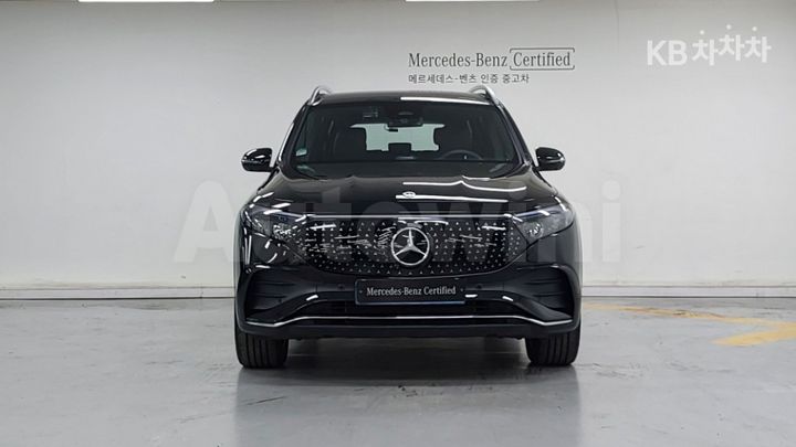 Mercedes Benz EQB
