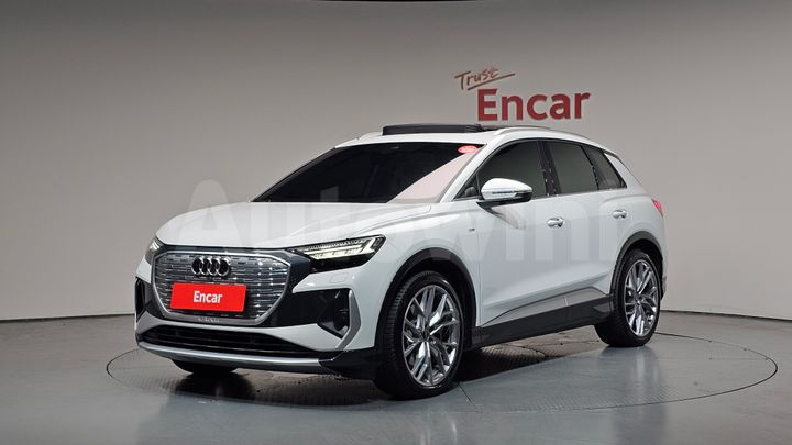 Audi Q4