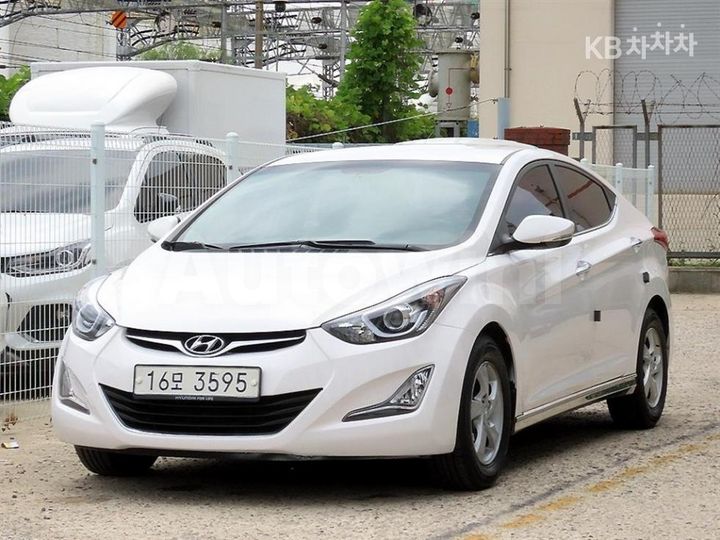 Hyundai Avante 2014 — 2