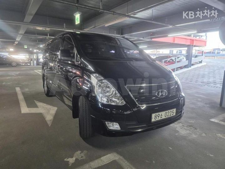 Hyundai Starex 2017 — 3