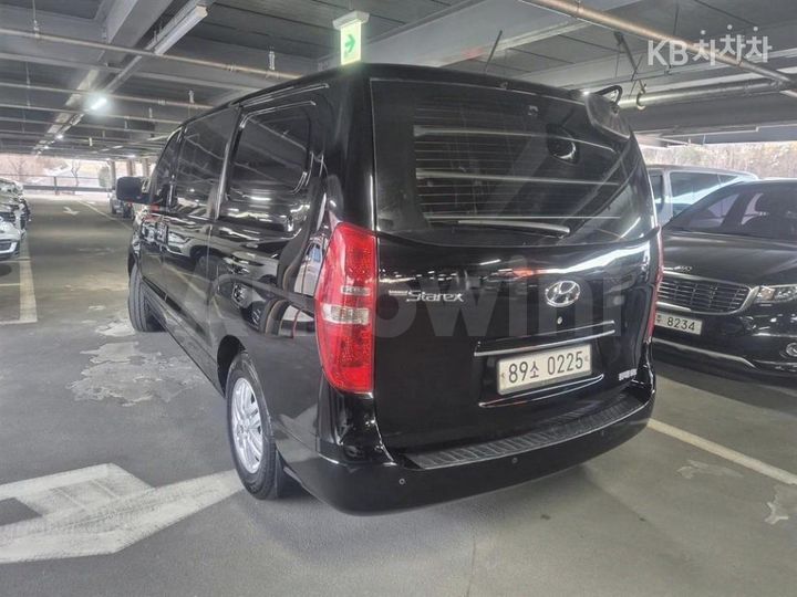 Hyundai Starex 2017 — 4
