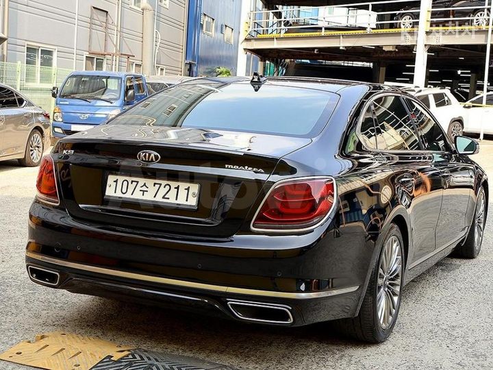 Kia K9 2019 KNAS6416DKS007584 — 4