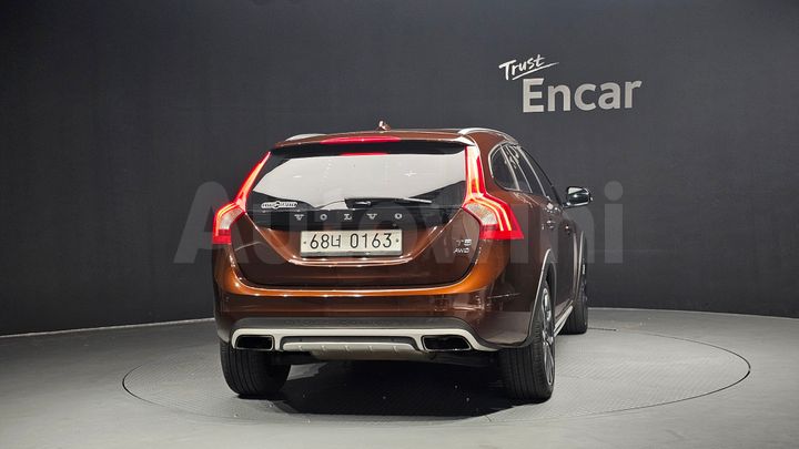 Volvo V60 2016 — 4