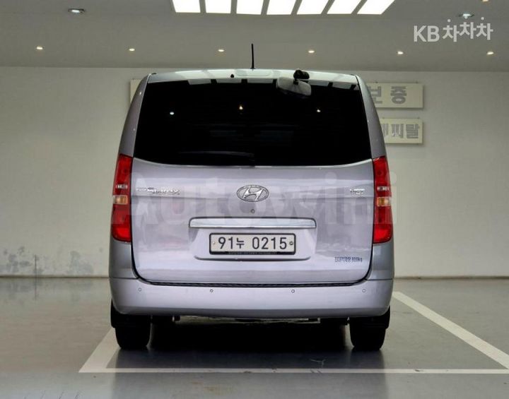 Hyundai Starex 2017 — 4