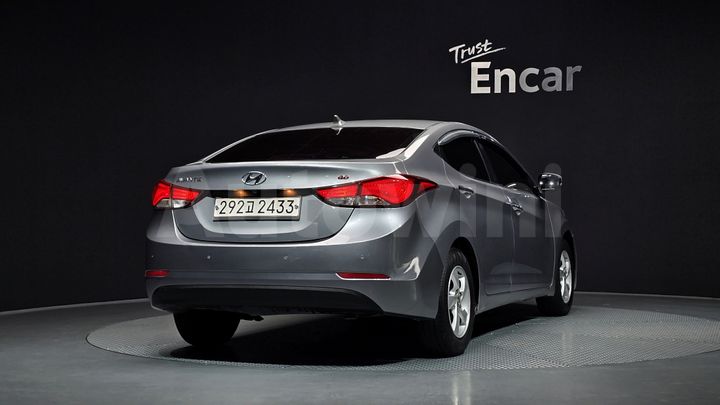 Hyundai Avante 2015 — 4