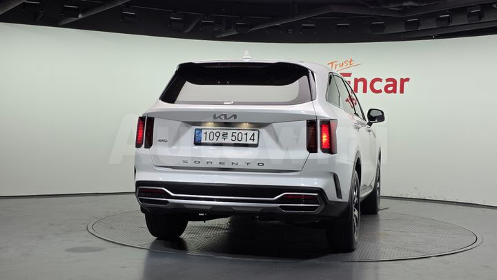 Kia Sorento 2022 — 4