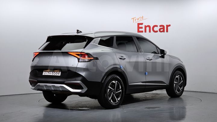 Kia Sportage 2023 — 2