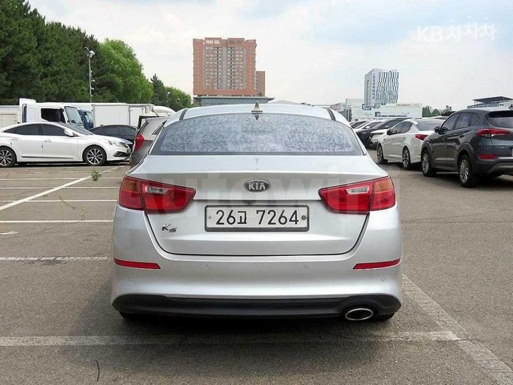 Kia K5 2014 KNAGL419BEA490321 — 3