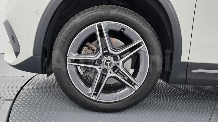 Mercedes-Benz GLA Class 2023 — 4