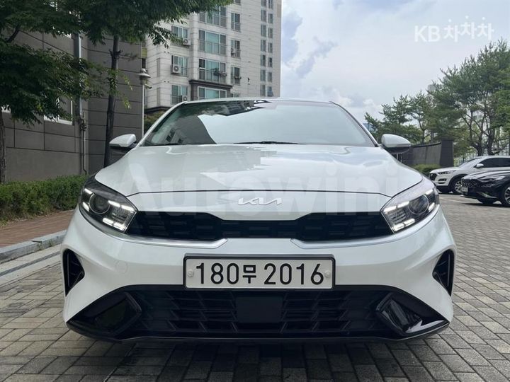 Kia K3 2022 KNAF141BENA154261 — 2