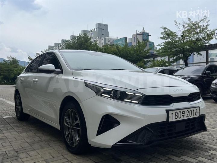 Kia K3 2022 KNAF141BENA154261 — 3