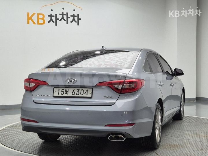 Hyundai Sonata 2015 KMHE341CBFA039987 — 3
