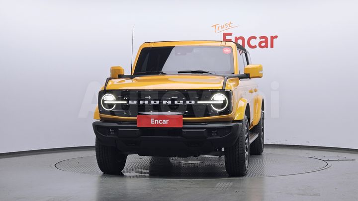 Ford Bronco 2022 — 3